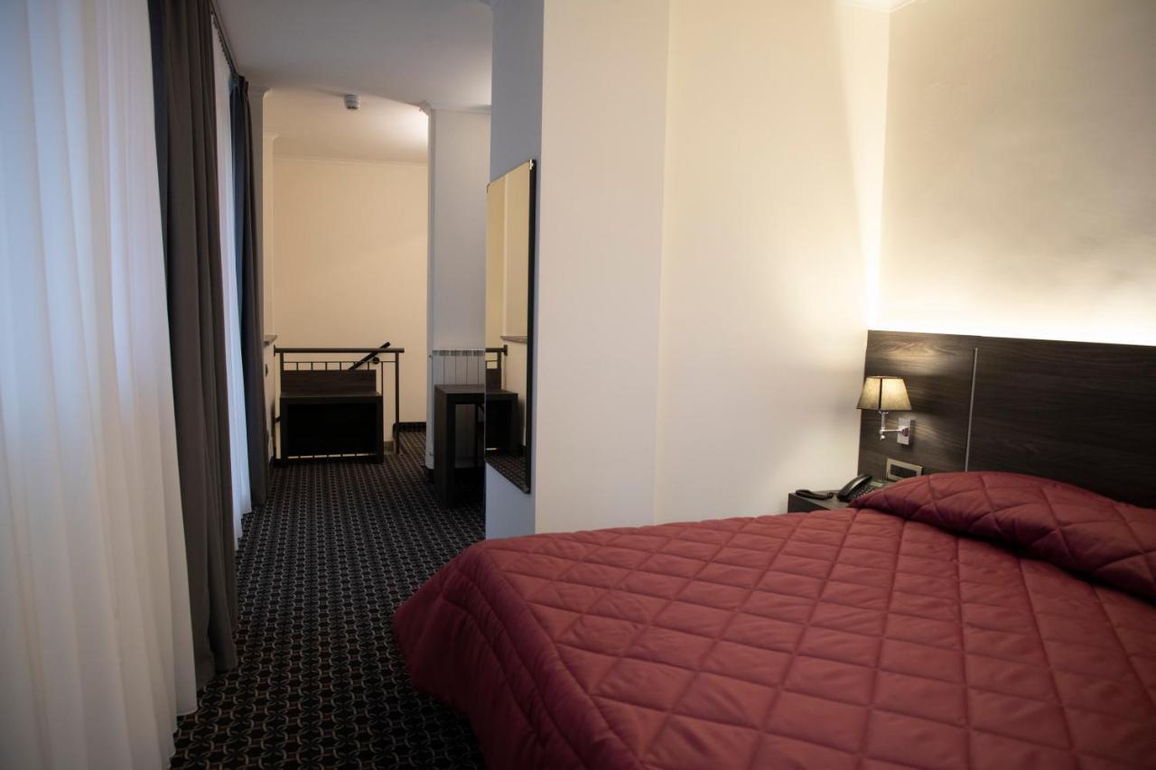 Gemelli Hotel روما المظهر الخارجي الصورة