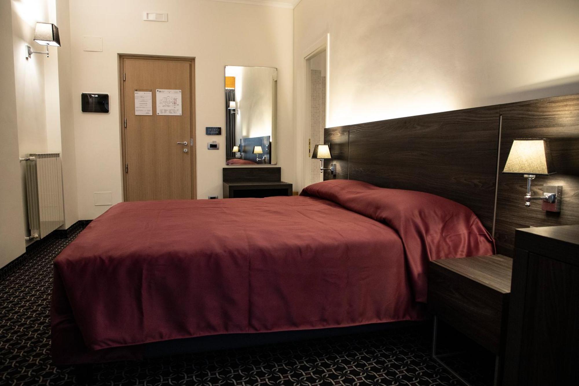 Gemelli Hotel روما المظهر الخارجي الصورة